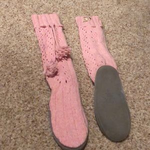 Victoria’s Secret PiNK slippers